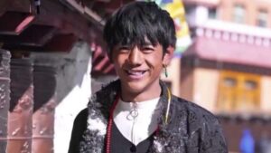 丁真のプロフィール！チベット族の観光大使で高身長の乗馬王子！